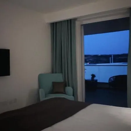 Apartment Golden Bay Sea View Appartement Mellieha