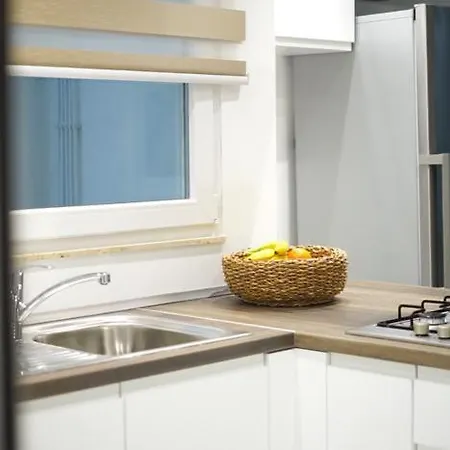 Apartment Golden Bay Sea View Appartement *
